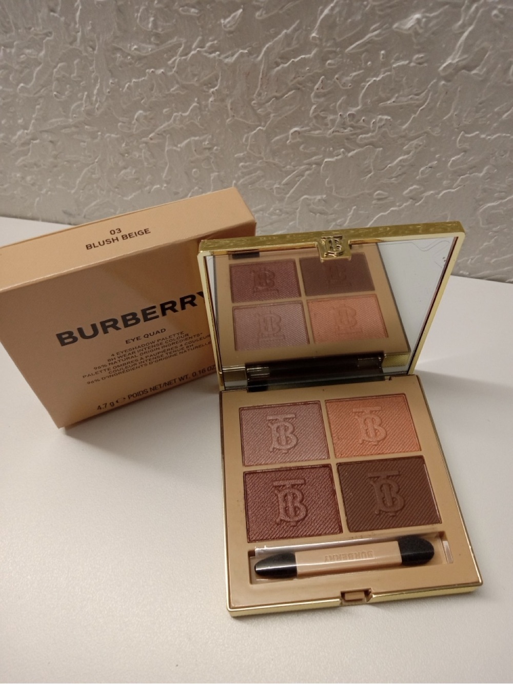 Burberry Eye Quad Palette — Peach, Rose, Taupe, Brown - Picture 3 of 5